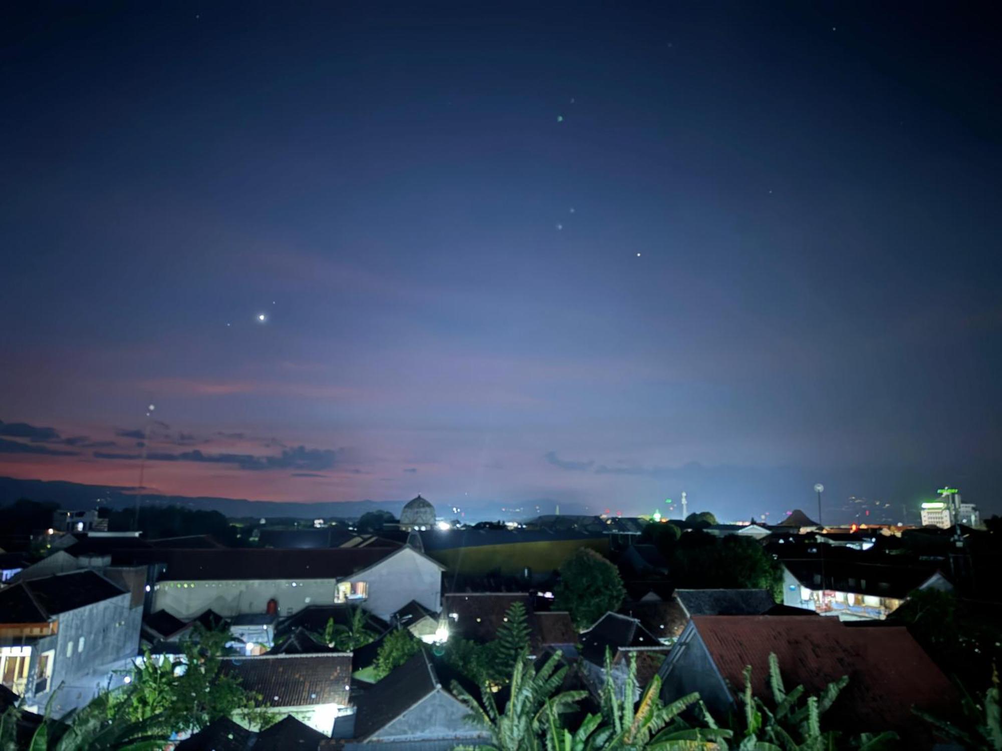 Han Gang Syariah Ponorogo Εξωτερικό φωτογραφία